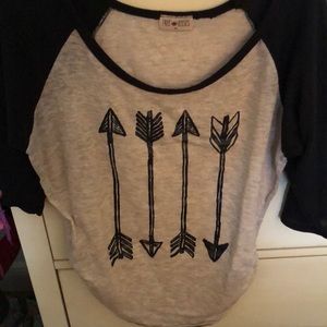 Free Kisses Semi-Long Sleeve Shirt